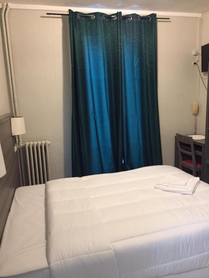 Pax Hotel Parigi Esterno foto