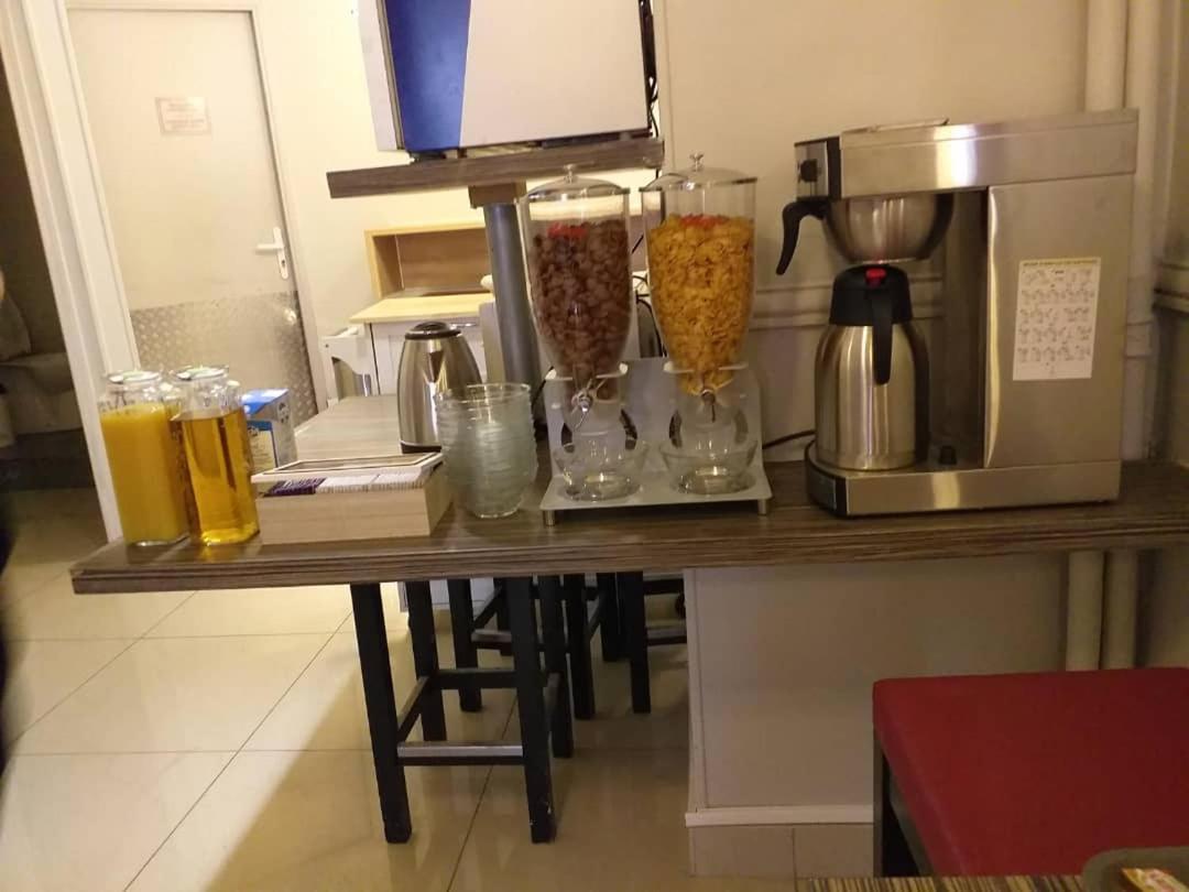 Pax Hotel Parigi Esterno foto